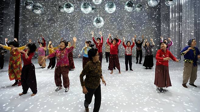Ahn Eun Me Company’s “Dancing Grandmothers" (Jeonju International Sori Festival)
