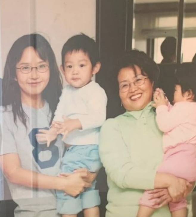 최준희가 엄마인 故 최진실 사진을 공개했다. 최준희 인스타그램 캡처