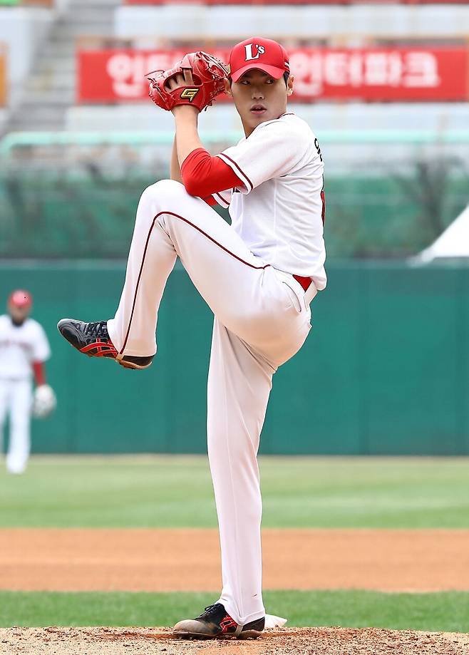 ▲ SSG가 여전히 큰 기대를 걸고 있는 유망주 윤태현 ⓒSSG랜더스