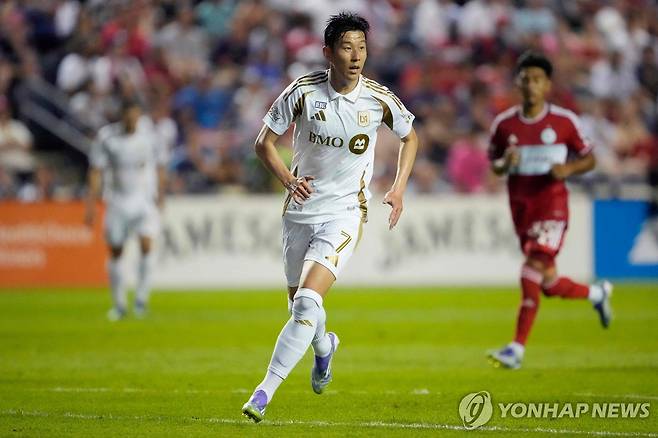 시카고와 경기에서 MLS 데뷔전을 치르는 손흥민. [Getty Images via AFP=연합뉴스]