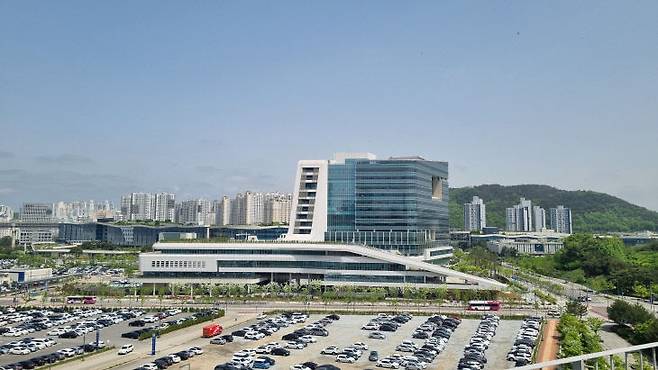 정부세종청사 컨트롤타워 기능의 중앙동 전경. 사진=중도일보 DB.