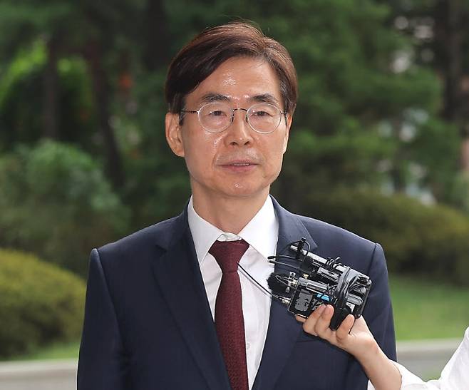 국민의힘 조경태 의원이 11일 서울 서초구 서울고등검찰청에 마련된 내란특검 사무실로 참고인 조사를 위해 출석하며 발언하고 있다. (사진=연합뉴스)