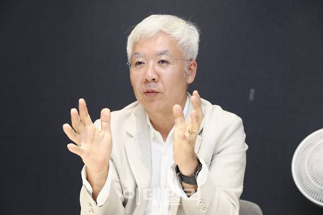 [이데일리 이영훈 기자] 위수영 메가존클라우드 HALO(보안 사업) 유닛장이 이데일리와 인터뷰를 진행하고 있다.