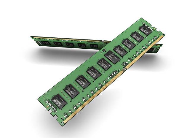 삼성전자의 DDR4 모듈 제품 모습./삼성전자 제공