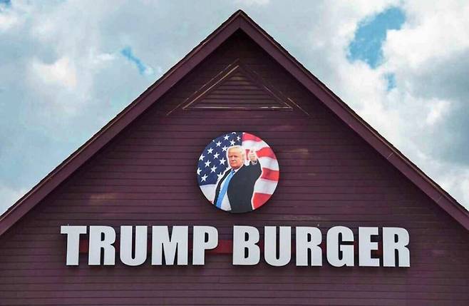 트럼프버거 간판 〈사진=인스타그램〉