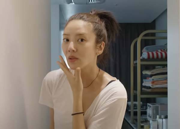 가수 손담비가 임신 후 칙칙해진 피부가 지속된다며 고민이라고 토로했다./사진=손담비 유튜브채널 캡처