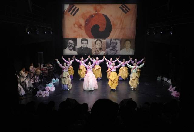 ▲ 강원민예총 국악협회는 지난 9일 춘천 축제극장 몸짓에서 광복 80주년 국악축전을 열었다.