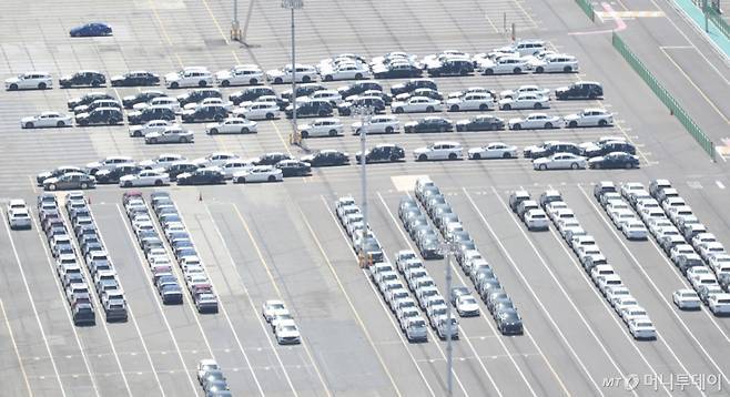 현대자동차 울산공장 수출 선적부두 인근 야적장. /사진=뉴스1