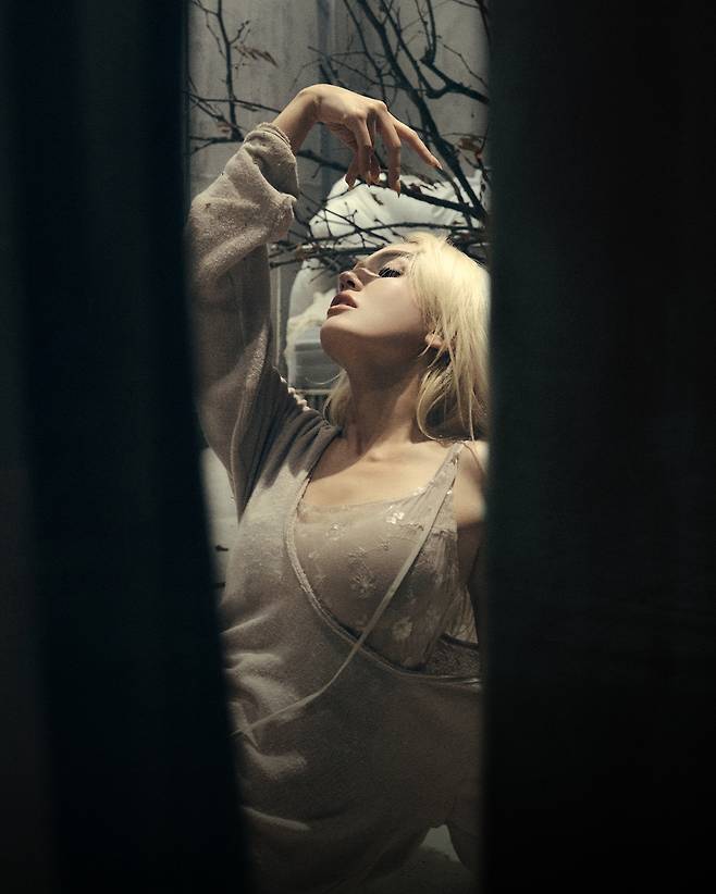 사진=더블랙레이블