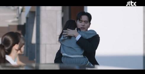 사진=JTBC ‘에스콰이어’