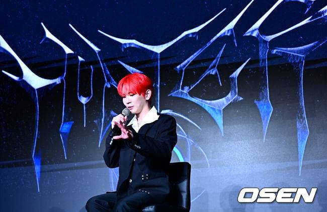 [OSEN=지형준 기자] 11일 서울 광진구 자양동 풀만 앰배서더 서울 이스트폴 브로드웨이에서 샤이니 키 정규 3집 'HUNTER' 발매 기념 기자간담회가 열렸다.‘HUNTER’는&nbsp;2022년&nbsp;8월 정규&nbsp;2집&nbsp;‘Gasoline’(가솔린)&nbsp;이후&nbsp;3년 만에 발표되는 키의 새 정규 앨범이자&nbsp;‘나’와&nbsp;‘자아’에 대한 다양한 이야기를 전반에 녹여낸 앨범으로,&nbsp;타이틀 곡&nbsp;‘HUNTER’를 포함한 다채로운 장르의 총&nbsp;10곡으로 구성됐다.샤이니 키가 간담회를 하고 있다. 2025.08.11 / jpnews@osen.co.kr