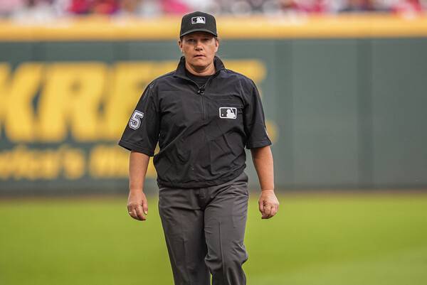 ▲ 메이저리그 첫 여성 심판으로 데뷔한 젠 파월. ⓒ연합뉴스/EPA