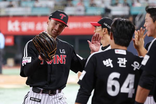 &nbsp;톨허스트의 12일 KT전 모습. (사진=LG 트윈스)