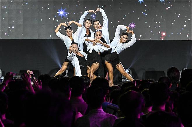 지난해 '누구나 세종썸머페스티벌'에서 댄스 스포츠 공연 모습.(세종문화회관 제공)