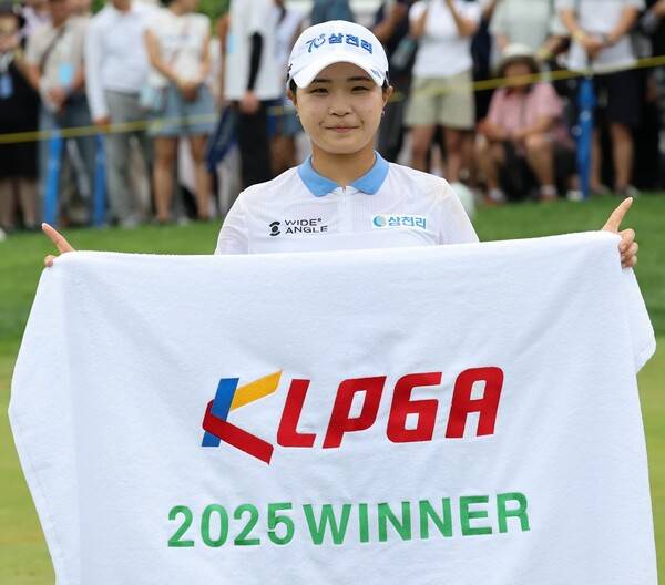 노승희, 방신실, 황유민, 박성현, 윤이나, 박현경 프로 등이 출전한 2025년 한국여자프로골프(KLPGA) 투어 제12회 제주삼다수 마스터스에서 '고지우 동생' 고지원 프로가 우승을 차지했다. 사진제공=KLPGA