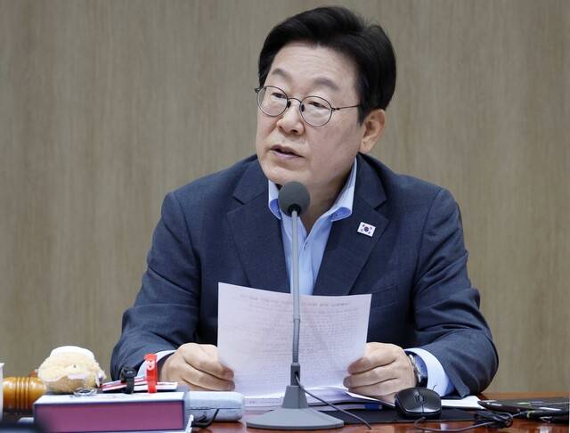 이재명 대통령이 12일 서울 용산 대통령실에서 국무회의를 하고 있다. 대통령실사진기자단