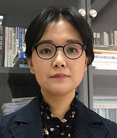 김수아 서울대 언론정보학과·여성학협동과정 부교수.