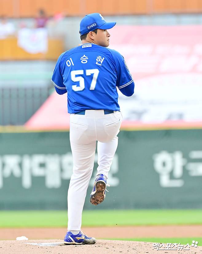 삼성 라이온즈 선발투수 이승현이 올해 정규시즌 경기에 등판해 투구하고 있다. 엑스포츠뉴스 DB