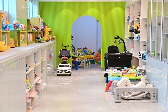 출산을 하면 청송군에서 지원해 주는 육아용품. /청송군 제공