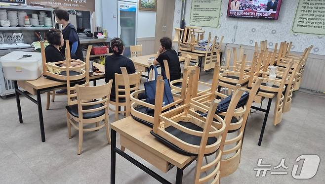 인천 서구 정서진중앙시장의 한 염소탕집 내부. 이시명 기자/뉴스1