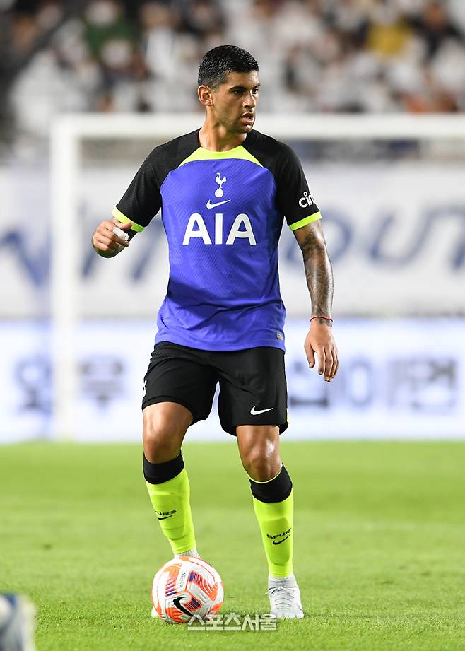 로메로가 지난 2022년 7월16일 수원월드컵경기장에서 열린 쿠팡플레이 시리즈 2차전 세비야와 경기에서 드리블하고 있다. 박진업기자 upandup@sportsseoul.com