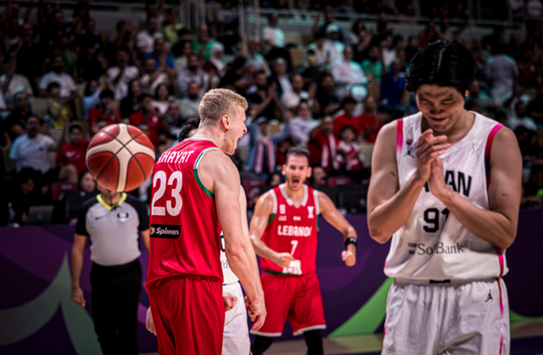 희비가 교차되는 레바논과 일본. /사진=FIBA