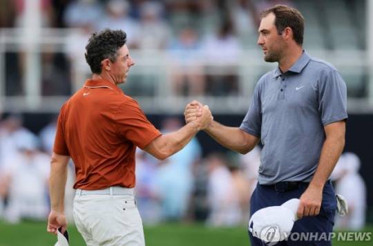 매킬로이(왼쪽)와 셰플러. 사진=연합뉴스