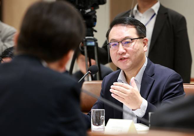 유병서 기획재정부 예산실장이 13일 서울 용산 대통령실 청사에서 열린 나라재정 절약 간담회에서 발언하고 있다. [사진 = 대통령실사진기자단]