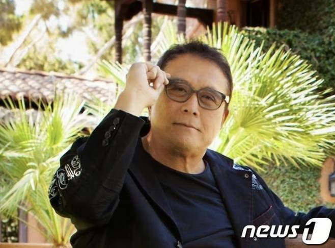 로버트 기요사키 트위터./사진=뉴스1