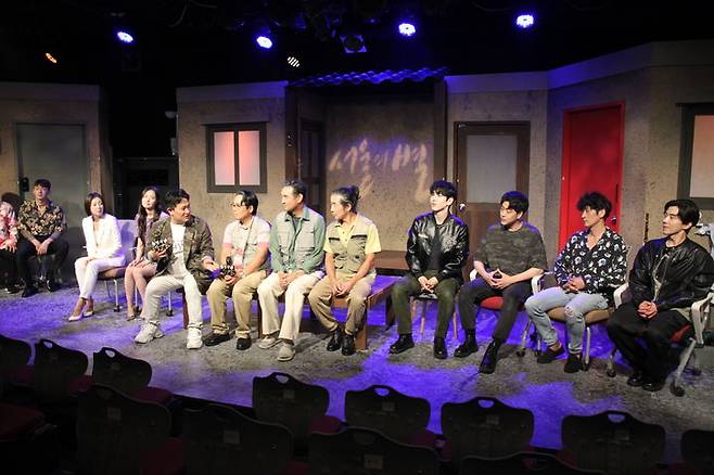 13일 서울 종로구 대학로 아트하우에서 연극 '서울의 별' 프레스콜이 열렸다.  (사진=극단 두레 제공) *재판매 및 DB 금지