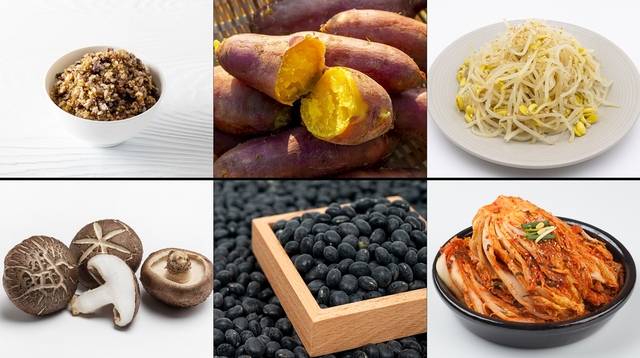 장폐색 예방에 적합하지 않은 음식들. 잡곡밥( 윗줄 왼쪽부터 시계 방향으로), 고구마, 콩나물, 김치, 콩, 표고버섯. 이미지투데이