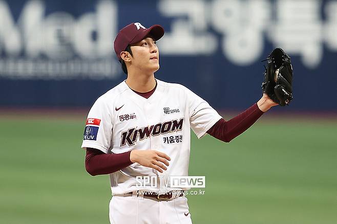 ▲ 황당한 상황의 부상으로 2026년 전반기 막판에야 복귀가 가능해진 키움 에이스 안우진 ⓒ곽혜미 기자