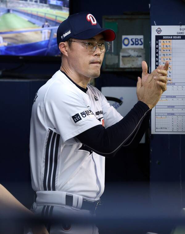 두산 조성환 감독대행. (사진=두산 베어스)