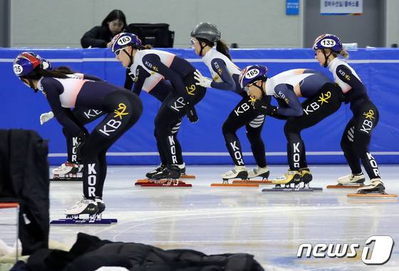 쇼트트랙 대표팀 훈련 모습. (사진은 기사 내용과 무관함) /뉴스1 ⓒ News1 이동해 기자