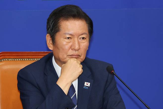 정청래 더불어민주당 대표가 13일 오전 서울 여의도 국회에서 열린 최고위원회의에서 생각에 잠겨있다.  2025.8.13 (서울=뉴스1)