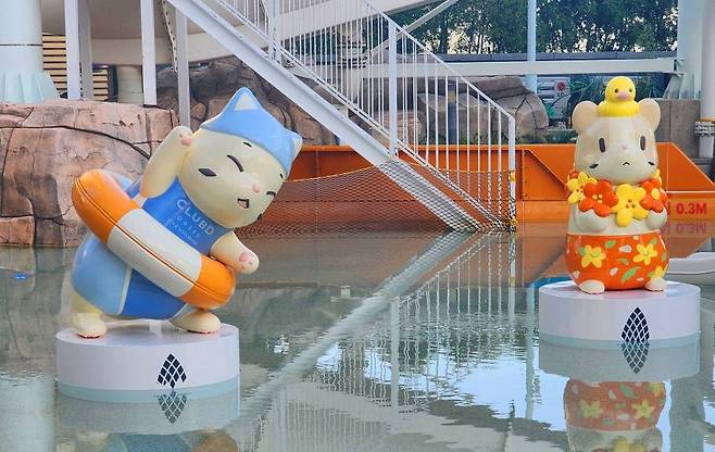 안쪽에서 볼 수 있는 조형물