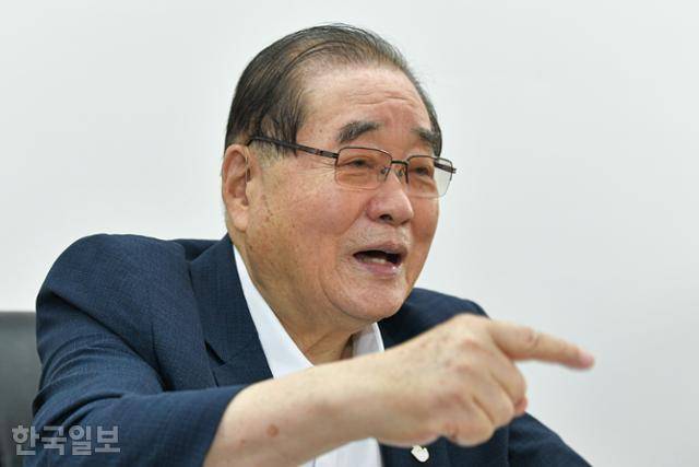 이종찬 광복회 회장이 지난달 29일 서울 종로구 광복 80년 기념사업회추진위원회 사무실에서 본보와 인터뷰를 하고 있다. 남동균 인턴기자