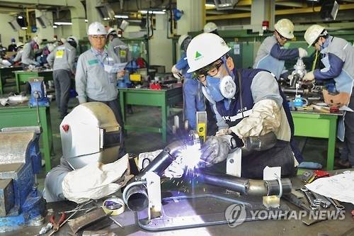 현대중공업 사내 기능경진대회 장면. 사진과 기사는 관련 없음. [사진 = 현대중공업]