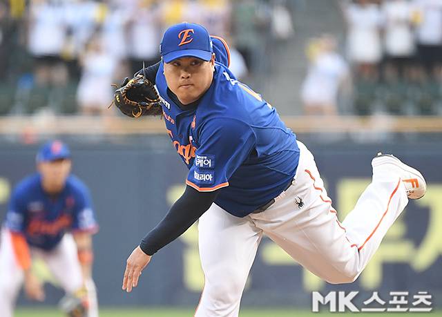 14일 대전 롯데전에 한화의 선발투수로 등판하는 류현진. 사진=천정환 기자