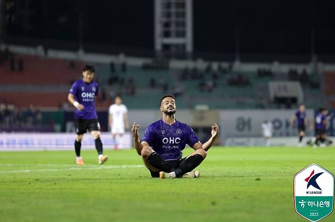 [서울=뉴시스] 프로축구 K리그1 FC안양의 모따. (사진=한국프로축구연맹 제공)