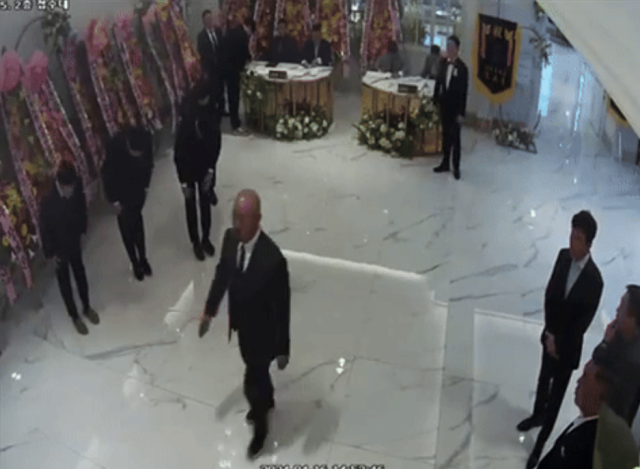 서울 강서 일대 한 폭력조직 결혼식 장면.