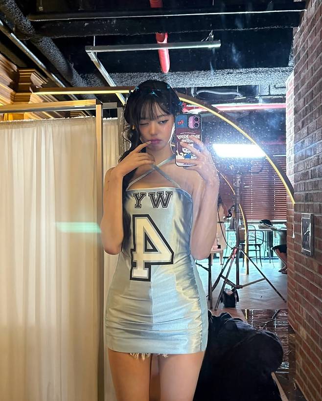 장원영 인스타그램 캡처.