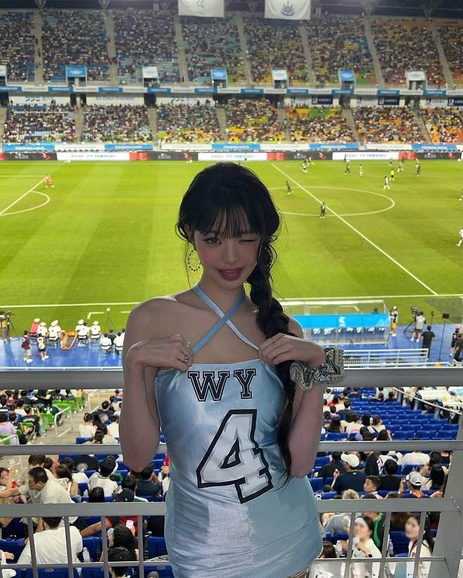 장원영 인스타그램 캡처.