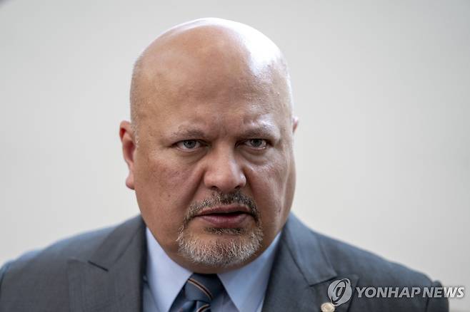 카림 칸 ICC 검사장 [AP 연합뉴스 자료사진. 재판매 및 DB 금지]