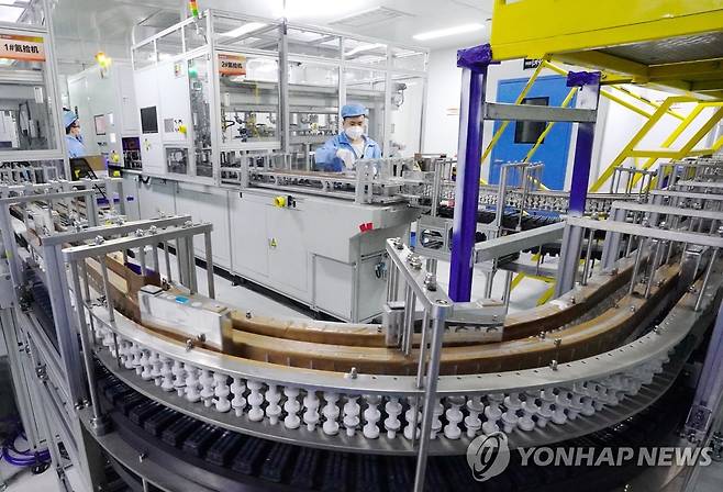 중국 북부 허베이성 탕산 소재 리튬 배터리 공장  [신화 연합뉴스 자료사진. 재판매 및 DB 금지]