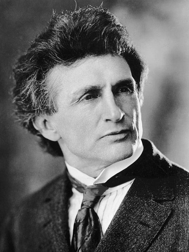 버나르 맥패든은 건강-피트니스 산업의 선구자지만, 운동의 중요한 덕목 중 하나인 절제를 실천하진 못했다. 위키피디아