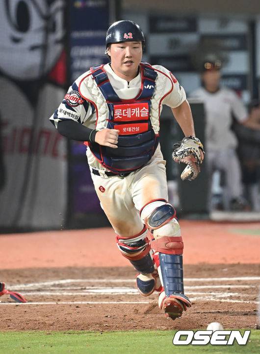 [OSEN=부산, 이석우 기자]  롯데 자이언츠 정보근 / foto0307@osen.co.kr