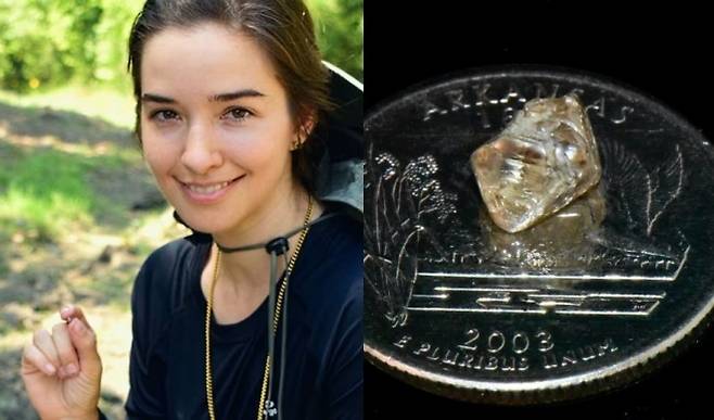 2.3캐럿 다이아몬드를 발견한 미셸 폭스. 아칸소 주립공원 제공