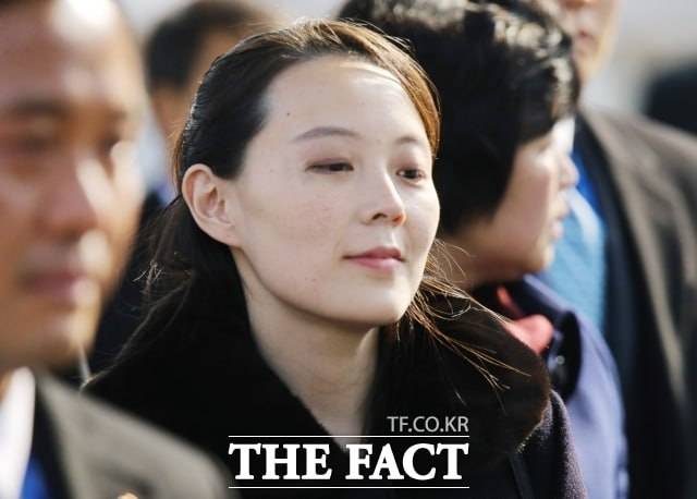 북한은 지난 14일 김여정 노동당 부부장 담화를 통해 정부의 대북 유화책을 깎아내리며 적대적 두 국가 관계의 영구화를 재확인했다. 김 부부장은 김정은 북한 국무위원장의 '입'으로 통한다. /더팩트DB