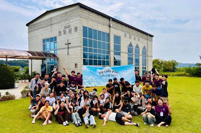 경기도 고양 일산서구 청소년연합교회의 올여름 초청 캠프 모습. 청소년연합교회 제공